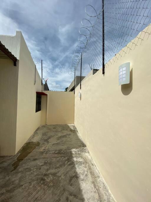 Casa KIRICHNA cerca de centro comercial Y AIRPORT Chetumal Exterior foto