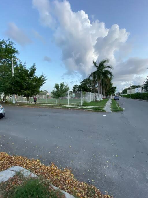 Casa KIRICHNA cerca de centro comercial Y AIRPORT Chetumal Exterior foto